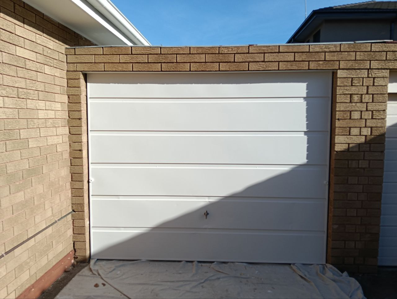 Garage door painting